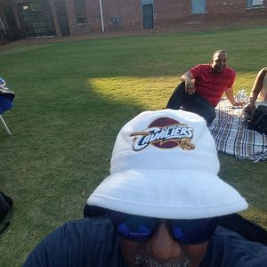 Meet your Posher, Stanley